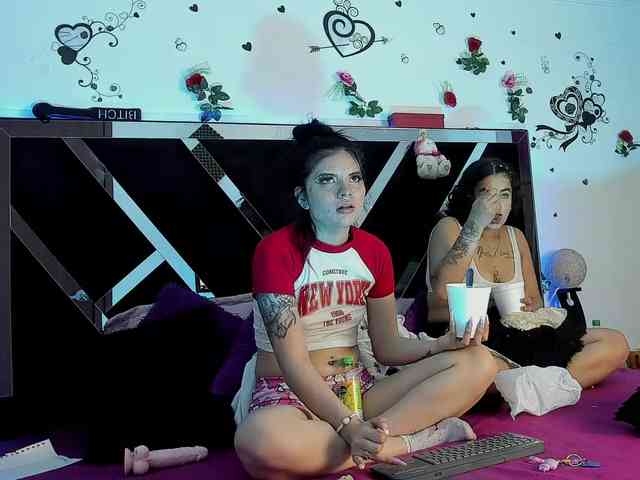 Dreamgirlss webcam