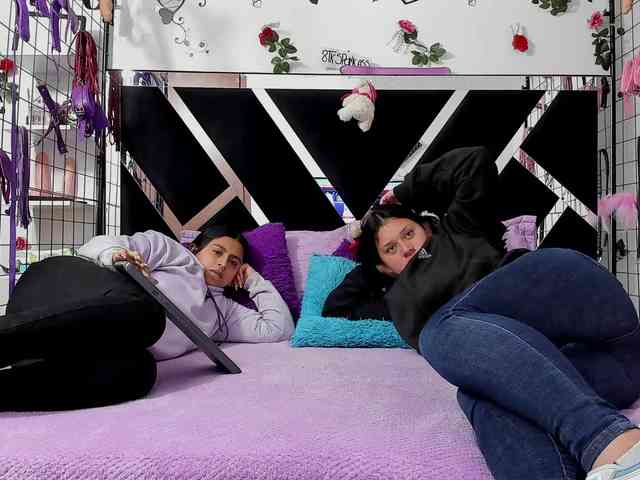 Dreamgirlss webcam