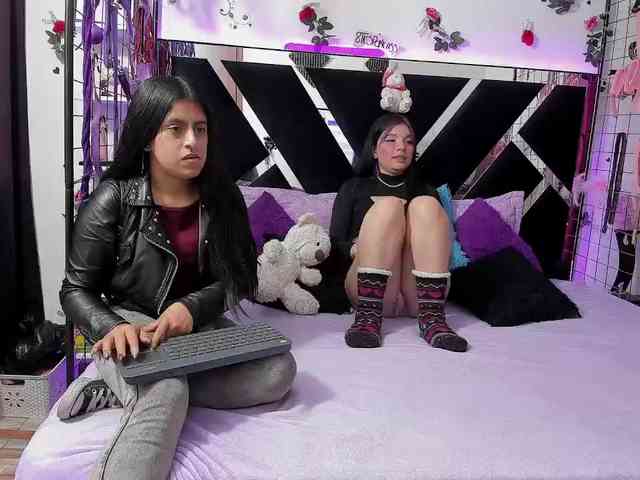 Dreamgirlss webcam