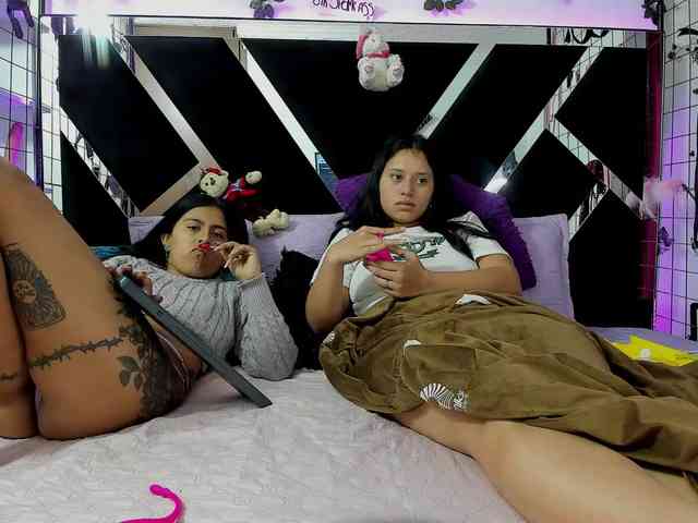 Dreamgirlss webcam