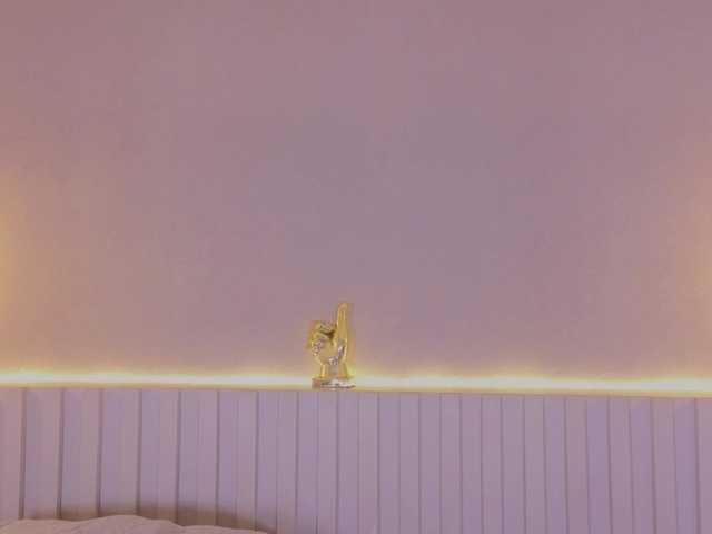  Aida-Moreno chat room