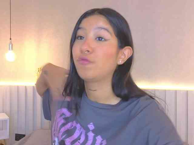 AidaMoreno webcam