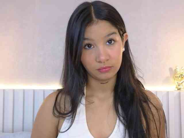 AidaMoreno webcam