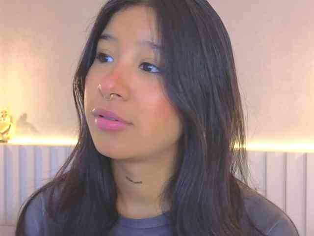 AidaMoreno webcam