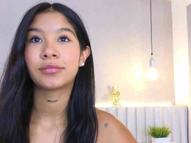 AidaMoreno webcam