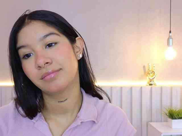AidaMoreno webcam