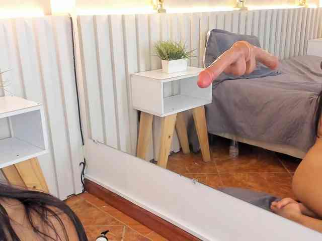 AidaMoreno webcam