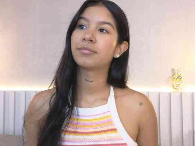 AidaMoreno webcam
