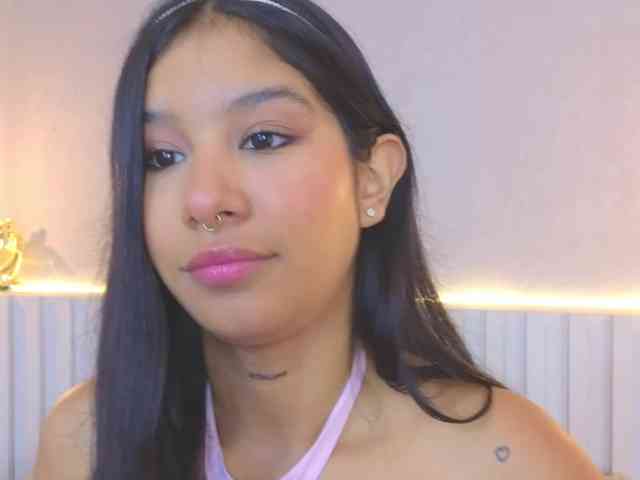 AidaMoreno webcam
