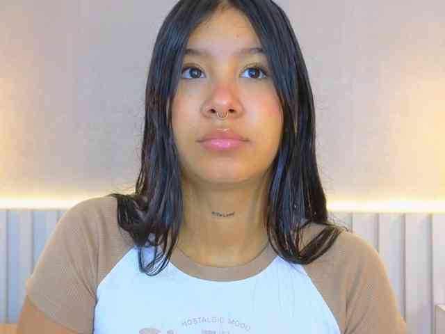 AidaMoreno webcam