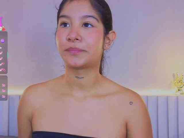 AidaMoreno webcam