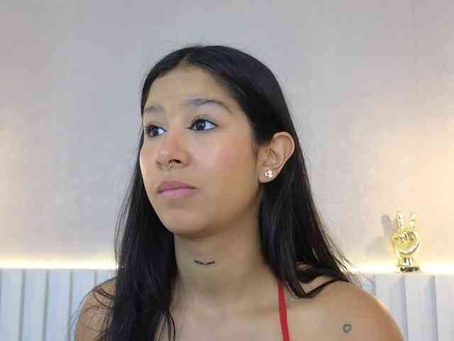 AidaMoreno webcam