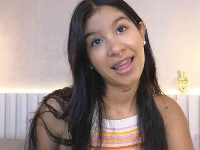 AidaMoreno webcam