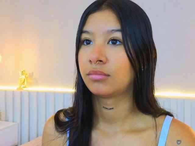 AidaMoreno webcam