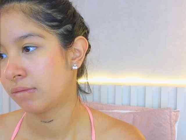 AidaMoreno webcam
