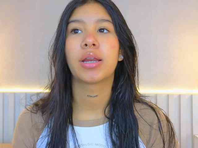 AidaMoreno webcam