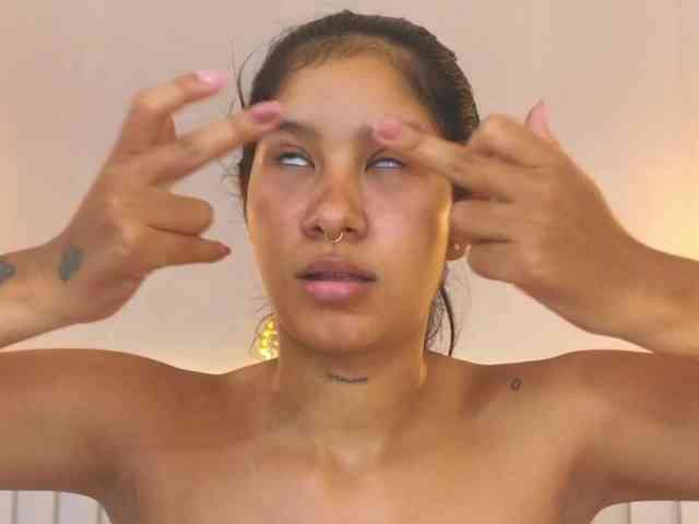 AidaMoreno webcam