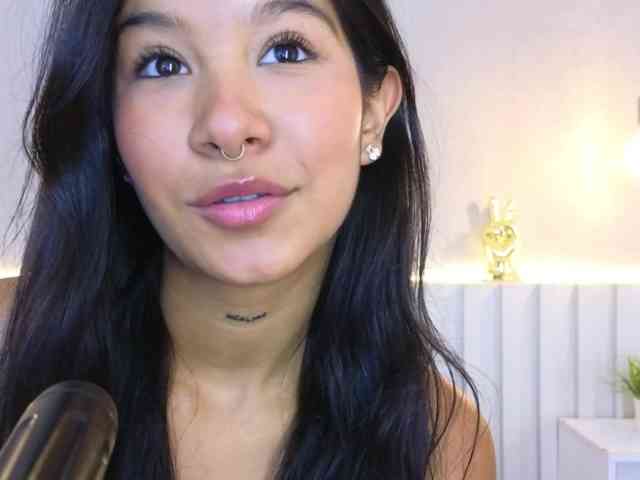 AidaMoreno webcam
