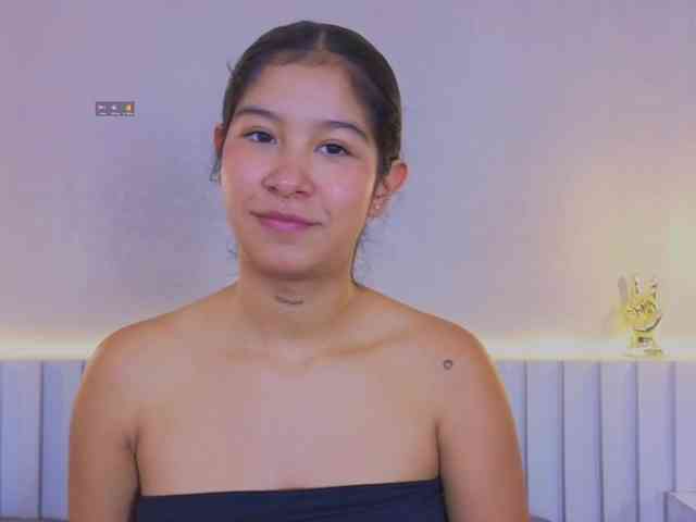 AidaMoreno webcam