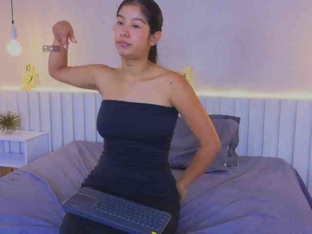 AidaMoreno webcam