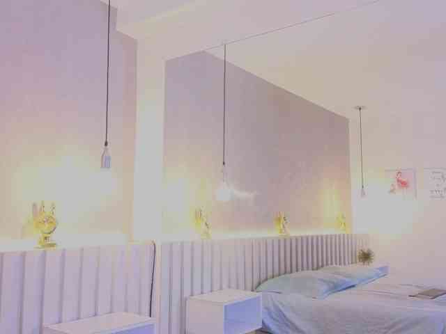 AidaMoreno webcam