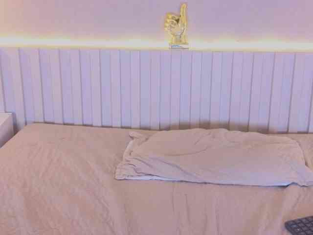 AidaMoreno webcam
