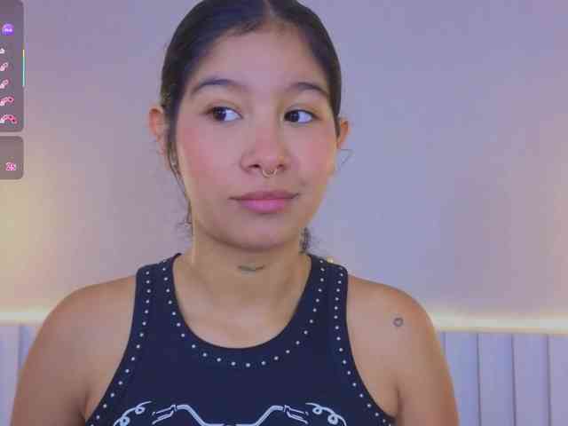 AidaMoreno webcam