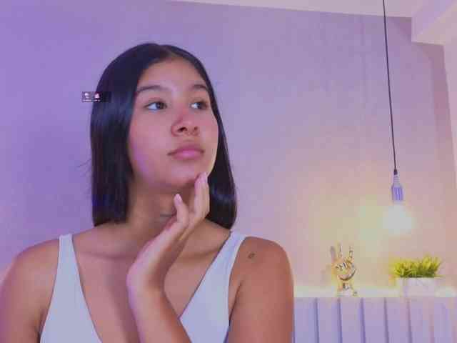 AidaMoreno webcam
