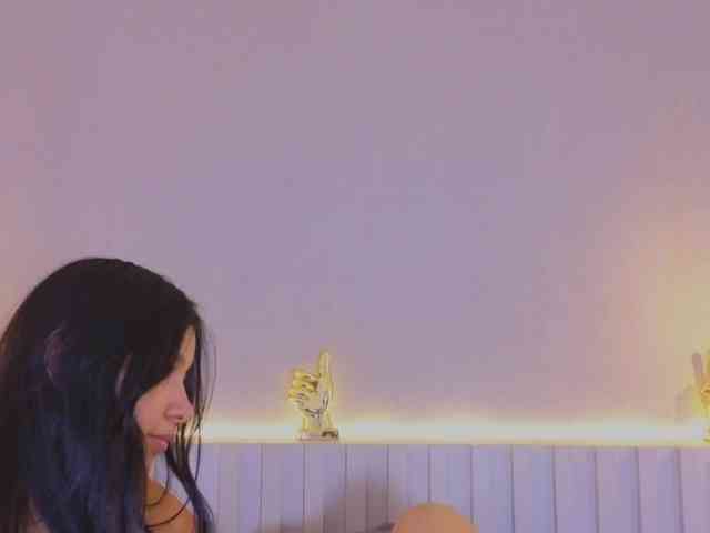 AidaMoreno webcam