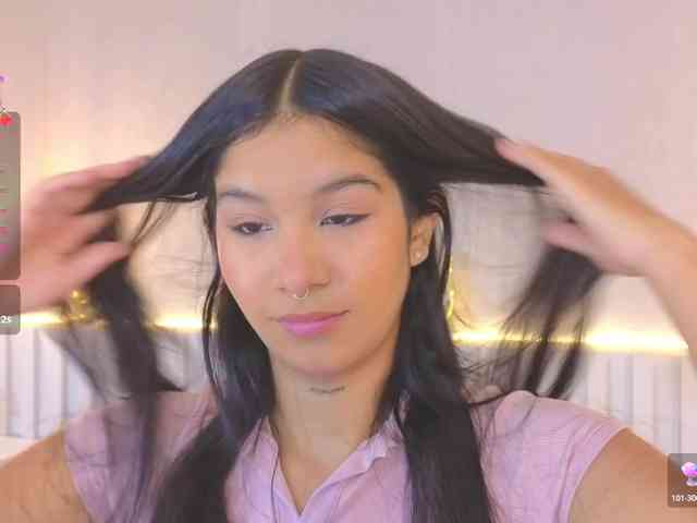 AidaMoreno webcam