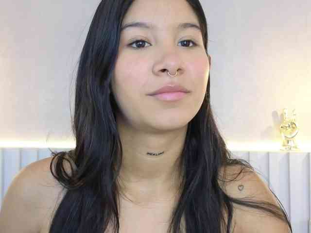 AidaMoreno webcam
