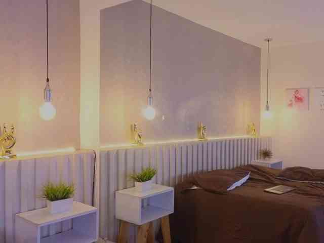 AidaMoreno webcam