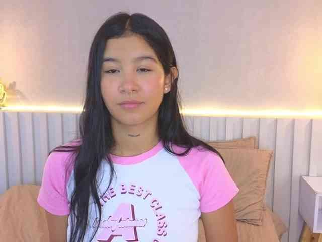 AidaMoreno webcam