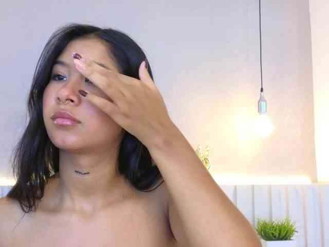 AidaMoreno webcam