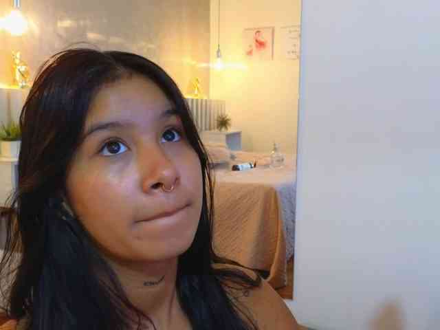 AidaMoreno webcam