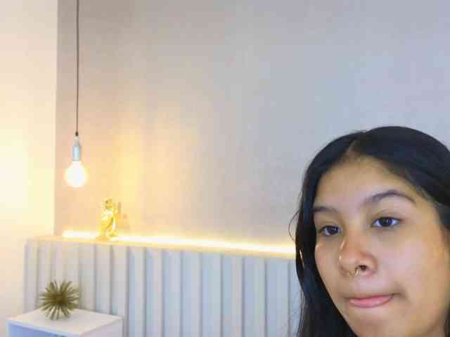 AidaMoreno webcam