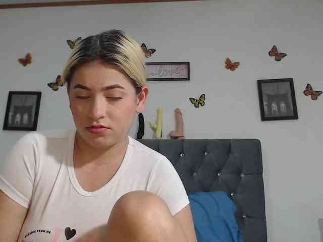 pinkvalentina webcam