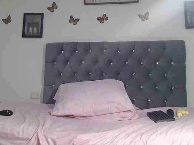 pinkvalentina webcam