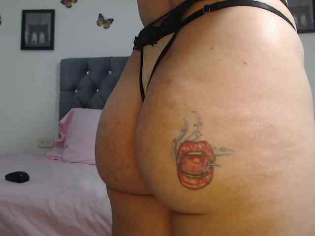 pinkvalentina webcam