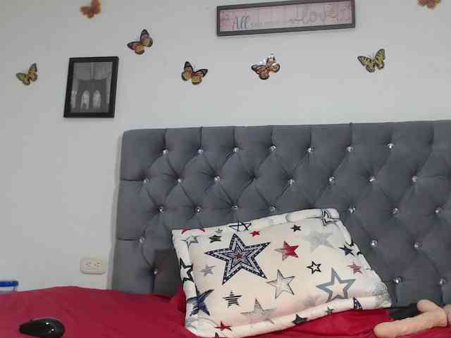 pinkvalentina webcam