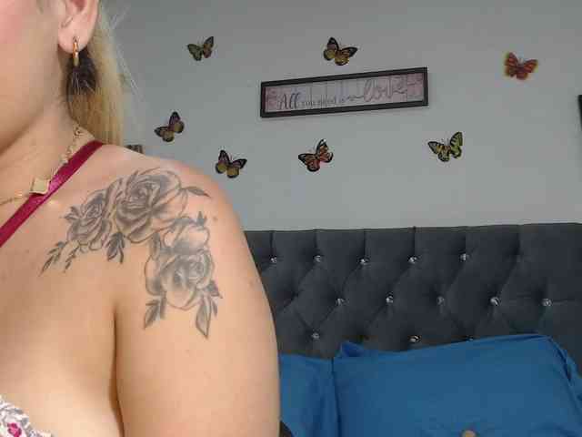 pinkvalentina webcam