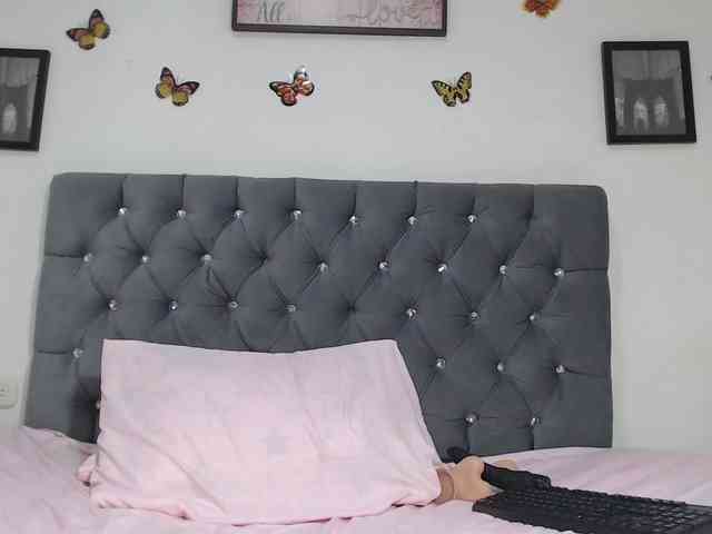 pinkvalentina webcam