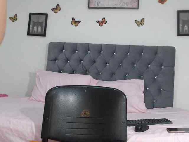 pinkvalentina webcam