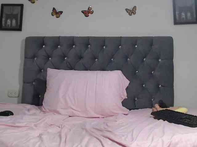 pinkvalentina webcam