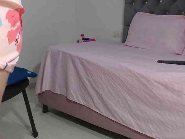 pinkvalentina webcam