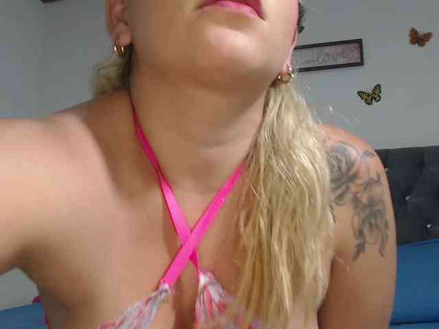 pinkvalentina webcam