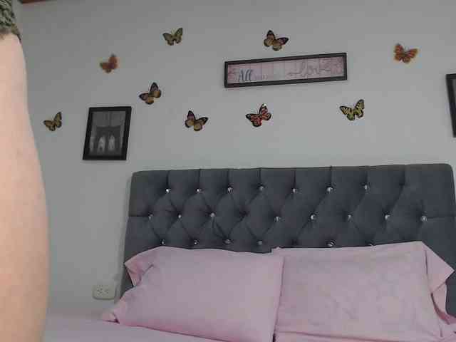 pinkvalentina webcam