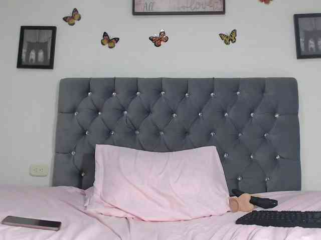 pinkvalentina webcam