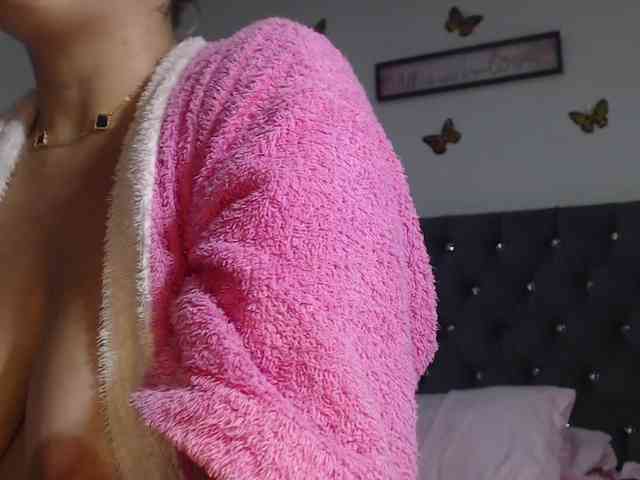 pinkvalentina webcam