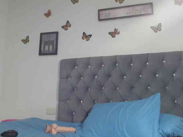 pinkvalentina webcam